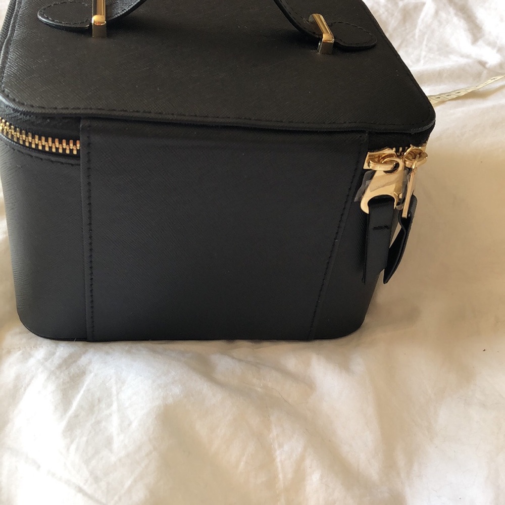 Brand new jewelry box or sunglasses case - Picture 3 of 8